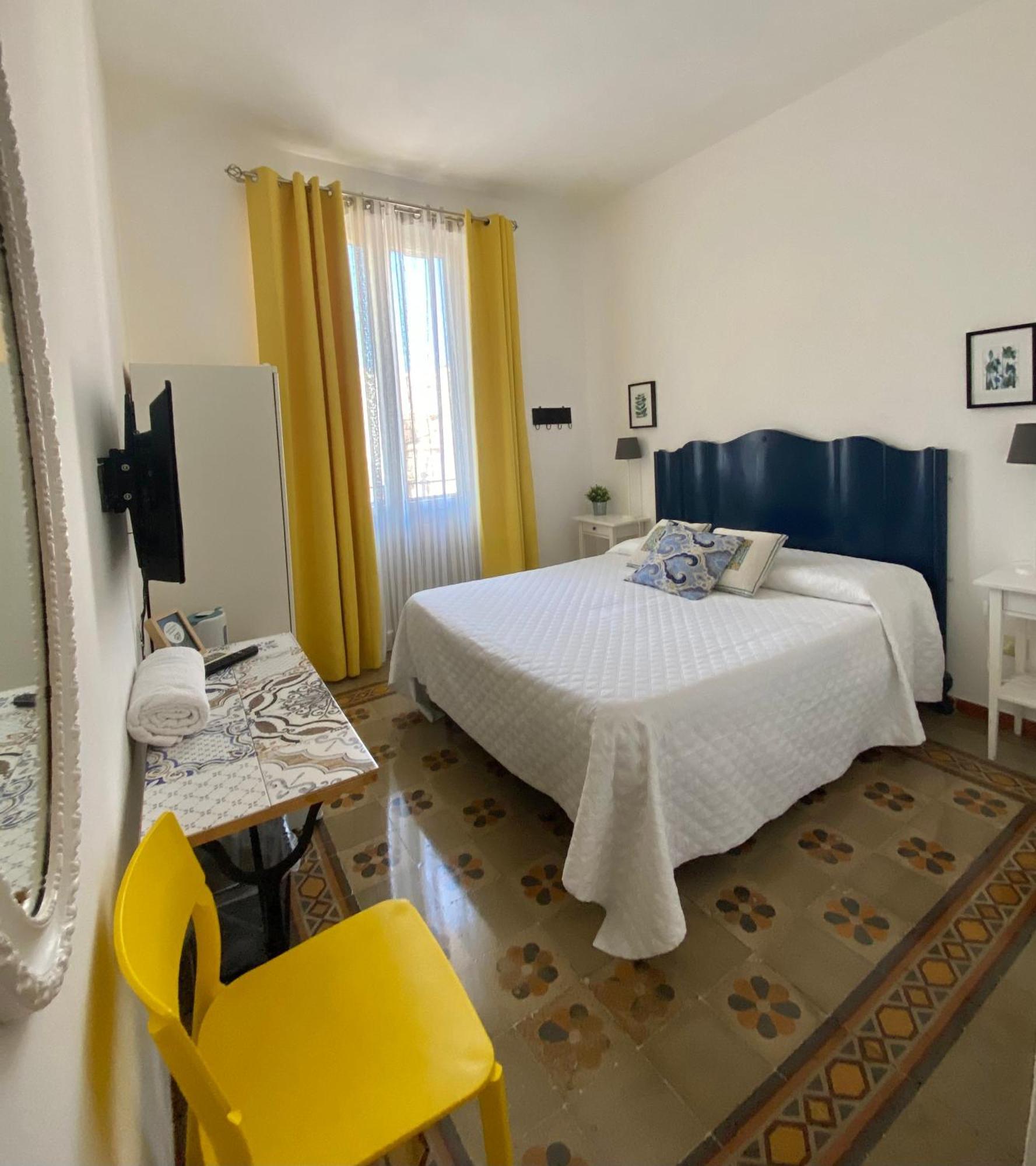 Alvorada Rooms Палермо Екстериор снимка